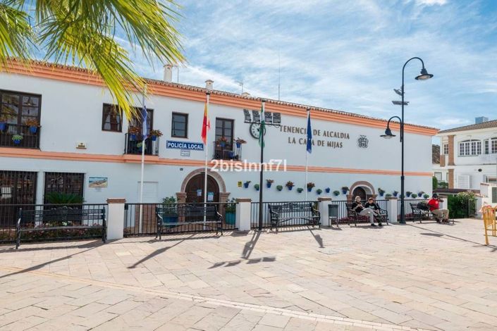 Image No.30-3 Bed Apartment for sale