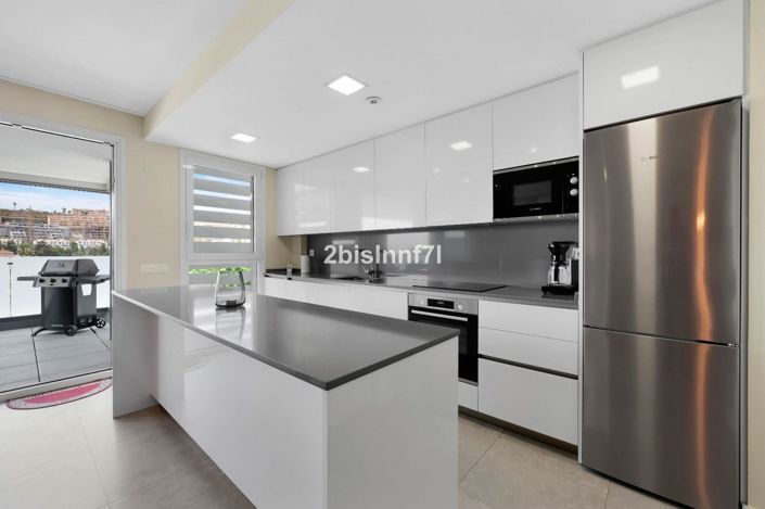 Image No.8-3 Bed Apartment for sale