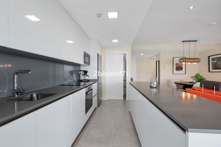 Image No.9-3 Bed Apartment for sale