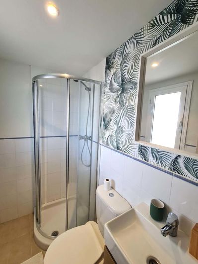 Image No.12-2 Bed Apartment for sale