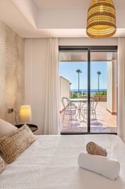 1447-631928-78d1f4f8b6655591b02d22fabb36a692d