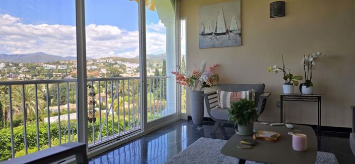 Image No.12-2 Bed Property for sale