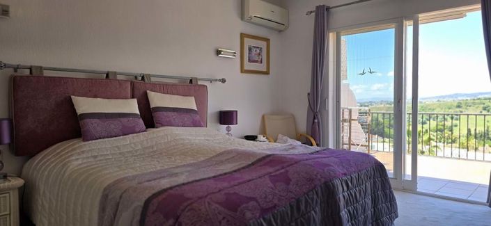 Image No.5-2 Bed Property for sale