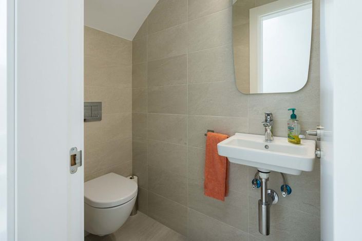 Image No.12-3 Bed Townhouse for sale