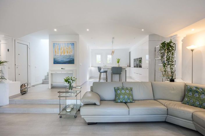 Image No.5-3 Bed Townhouse for sale