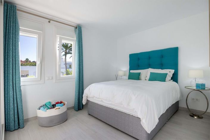 Image No.9-3 Bed Townhouse for sale