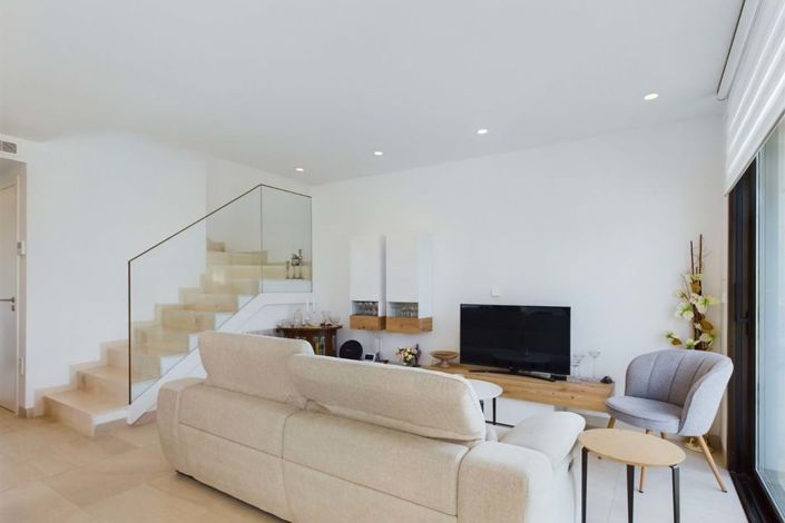 Image No.2-2 Bed Villa for sale