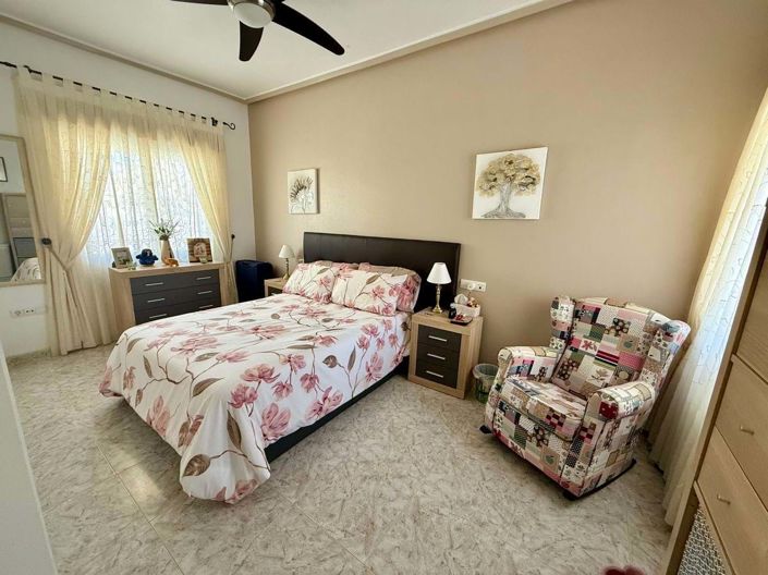 Image No.9-2 Bed Villa for sale