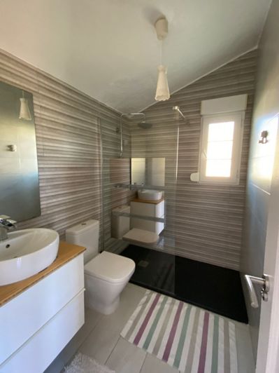 Image No.13-4 Bed Villa for sale