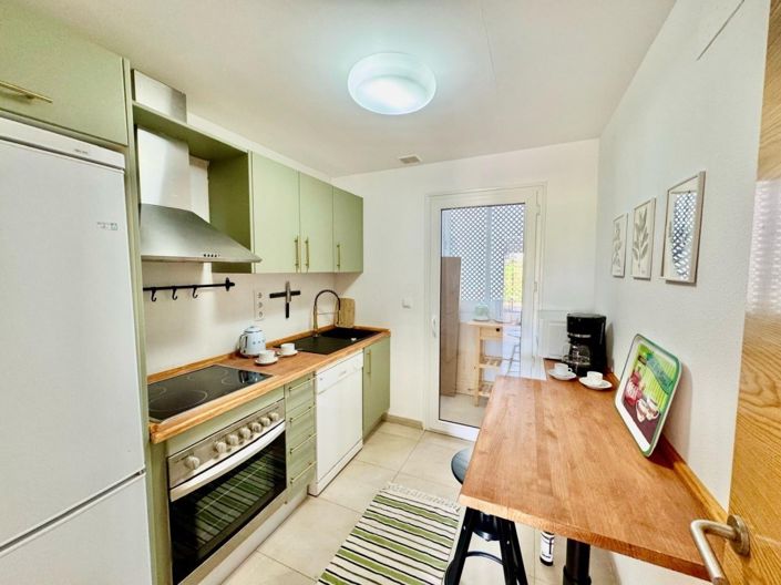 Image No.21-2 Bed Apartment for sale