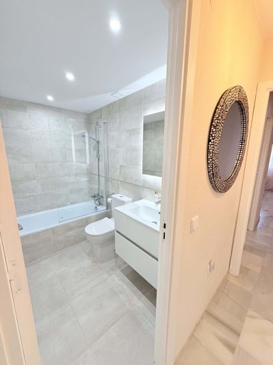 Image No.22-Appartement de 2 chambres à vendre à Malaga