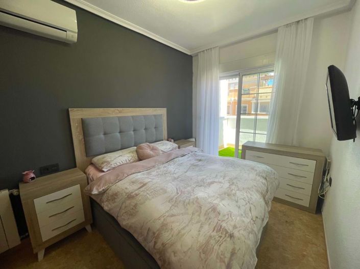 Image No.17-3 Bed Semi-Detached for sale