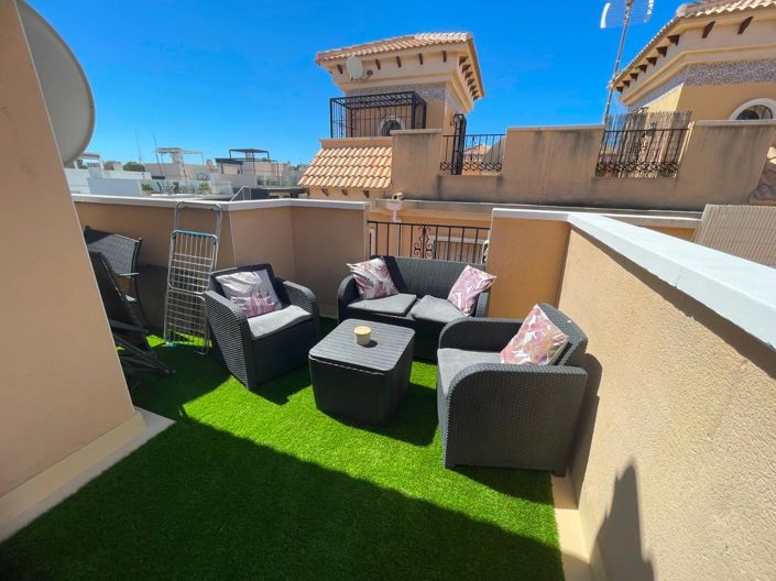 Image No.19-3 Bed Semi-Detached for sale