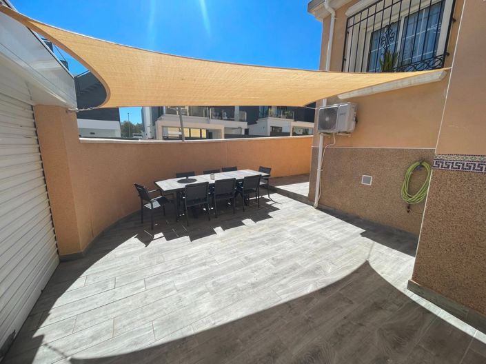 Image No.22-3 Bed Semi-Detached for sale