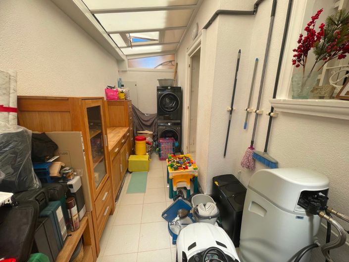 Image No.26-3 Bed Semi-Detached for sale