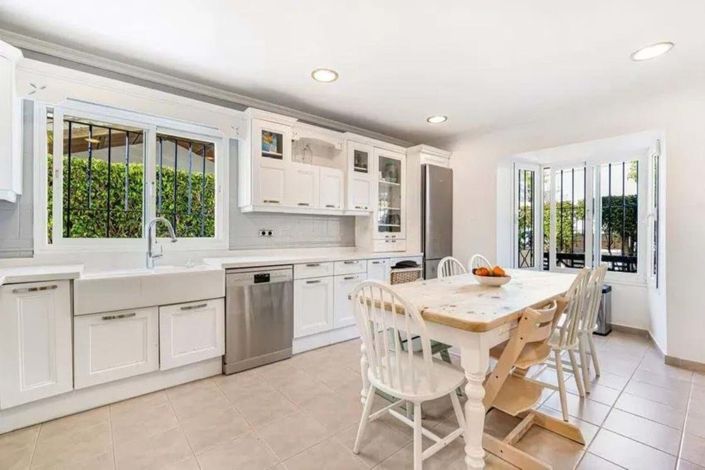 Image No.9-Maison de ville de 5 chambres à vendre à Marbella