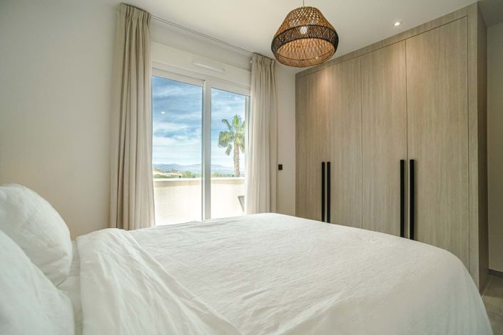 Image No.17-3 Bed Apartment for sale