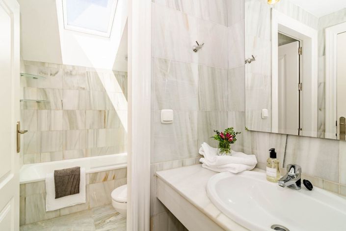 Image No.20-3 Bed Penthouse for sale