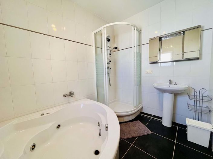 Image No.18-Villa de 7 chambres à vendre à Villamartin