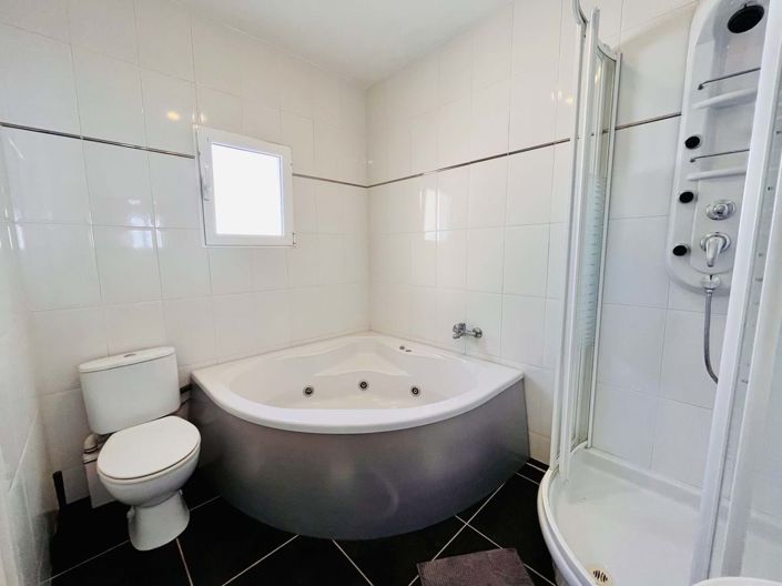 Image No.24-Villa de 7 chambres à vendre à Villamartin