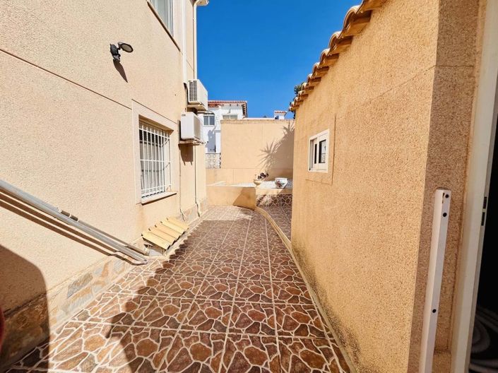 Image No.33-Villa de 7 chambres à vendre à Villamartin