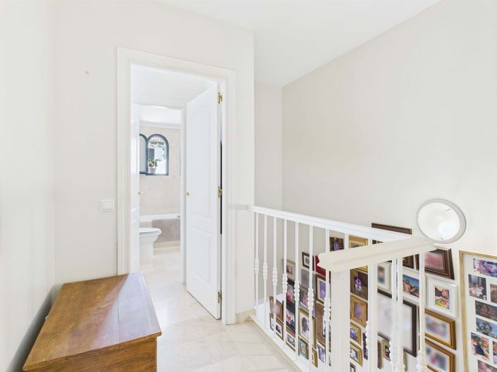 Image No.56-3 Bed Semi-Detached for sale