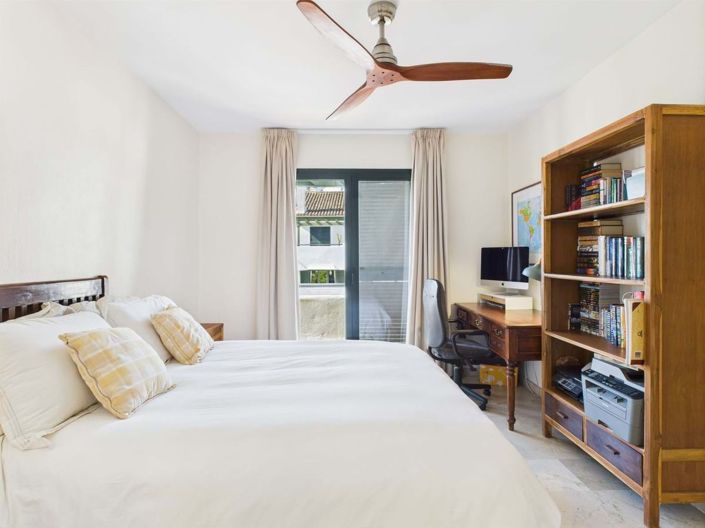 Image No.61-3 Bed Semi-Detached for sale