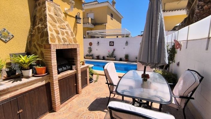 Image No.21-2 Bed Apartment for sale