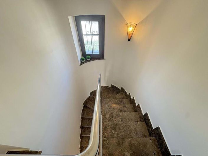 Image No.31-3 Bed Villa for sale