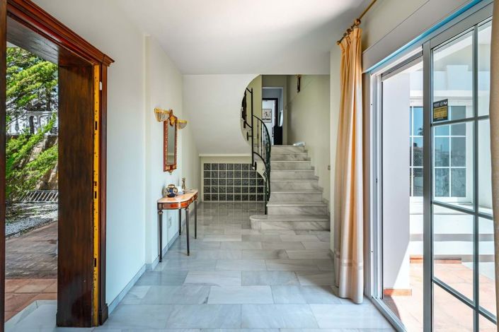 Image No.13-5 Bed Villa for sale