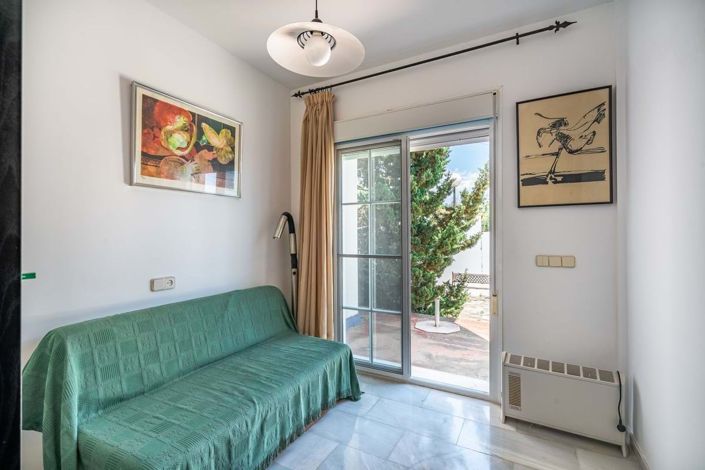 Image No.15-5 Bed Villa for sale