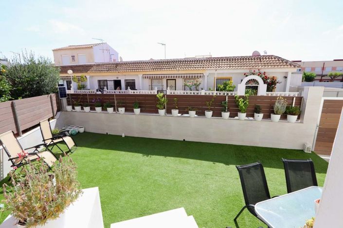 Image No.23-4 Bed Townhouse for sale