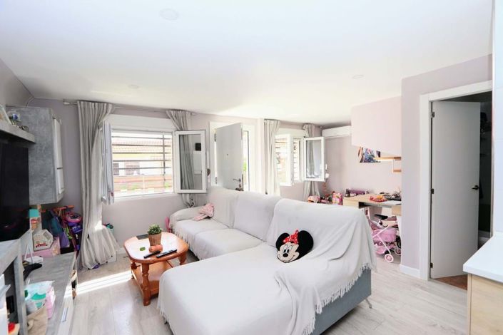 Image No.4-4 Bed Townhouse for sale