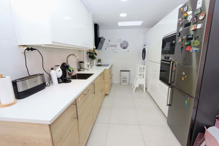 Image No.9-4 Bed Townhouse for sale