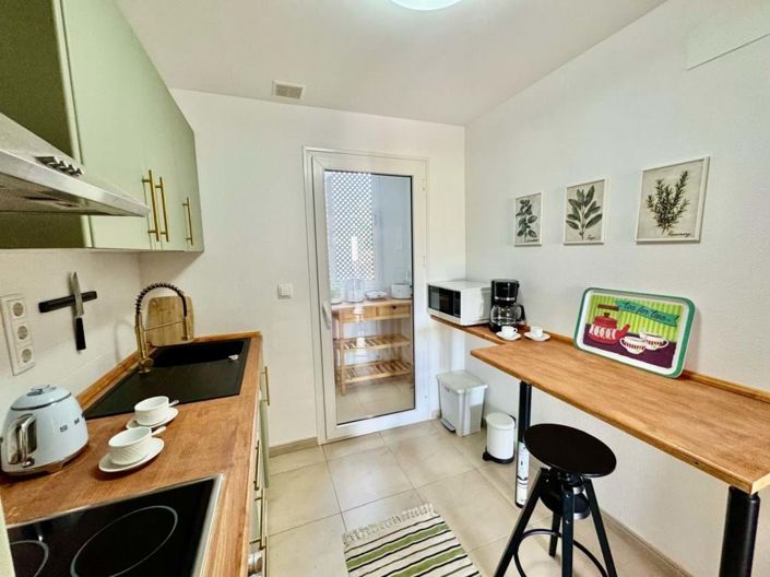 Image No.32-2 Bed Apartment for sale