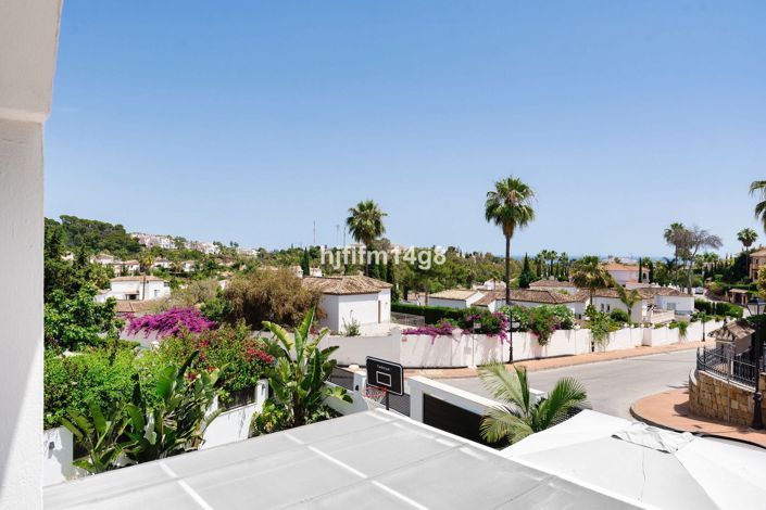 Image No.2-Maison de ville de 3 chambres à vendre à Marbella