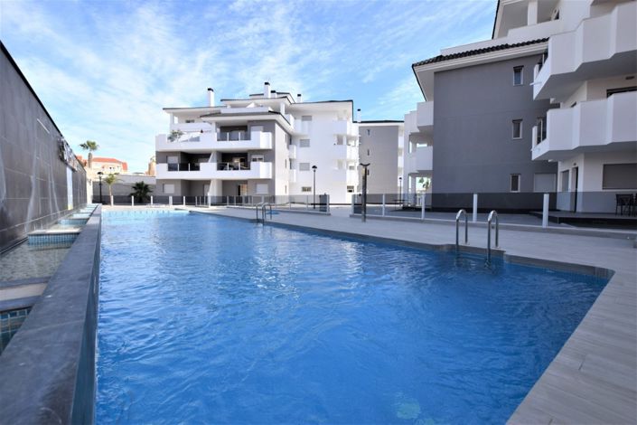 Image No.1-Appartement de 2 chambres à vendre à Villamartin