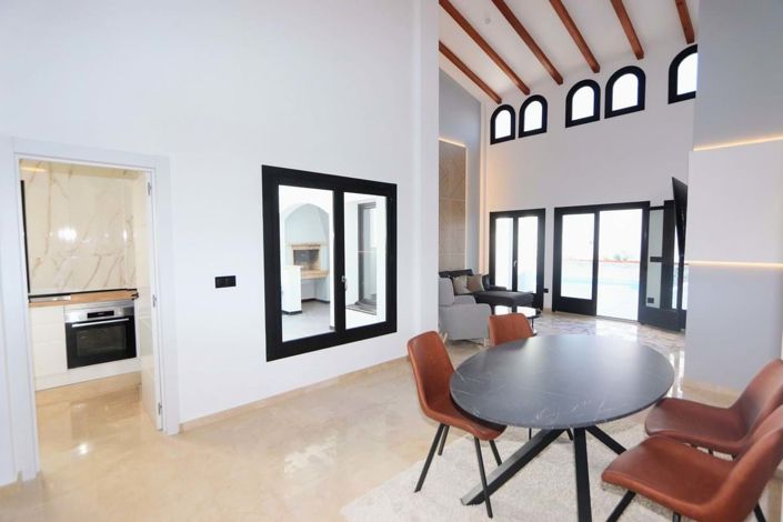 Image No.12-3 Bed Villa for sale