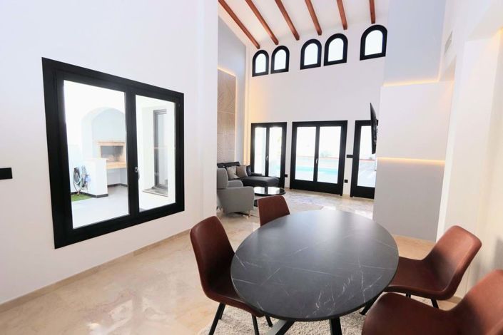 Image No.8-3 Bed Villa for sale