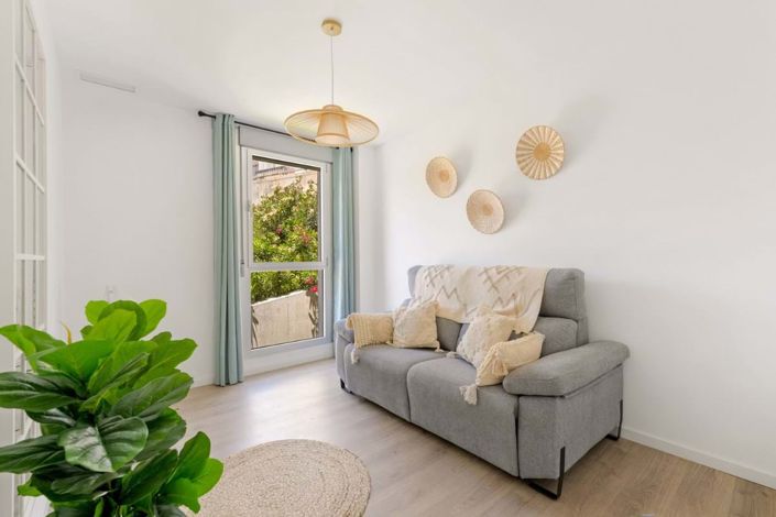 Image No.11-3 Bed Apartment for sale