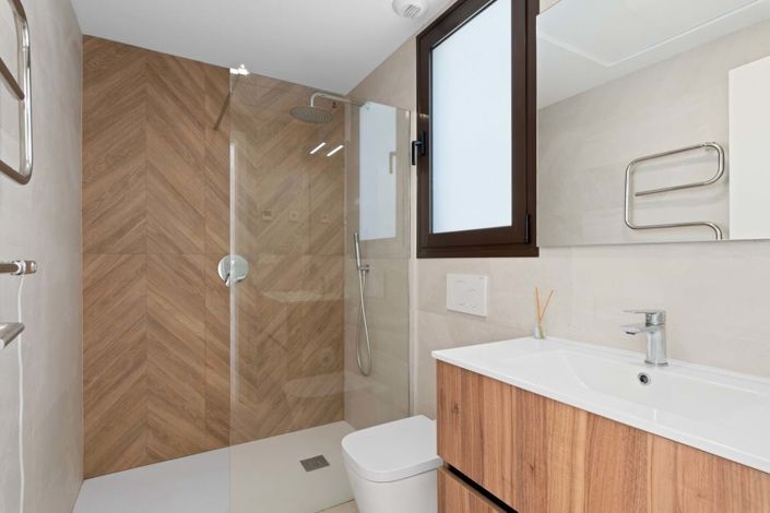 Image No.14-2 Bed Villa for sale