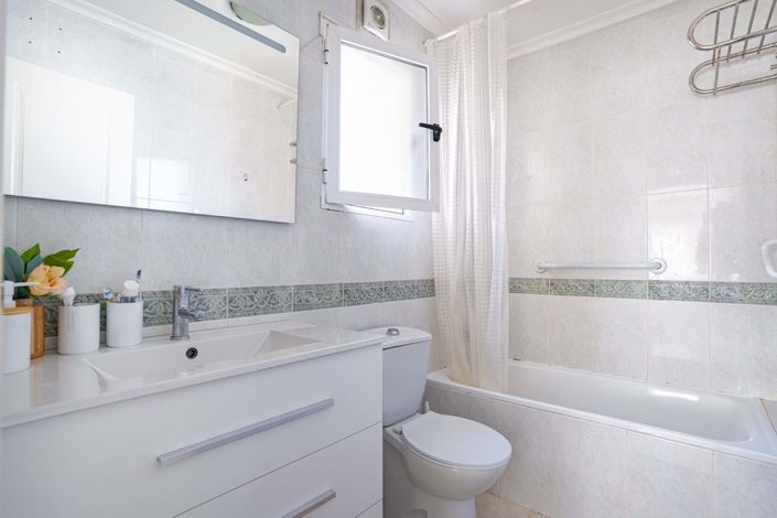 Image No.11-4 Bed Villa for sale