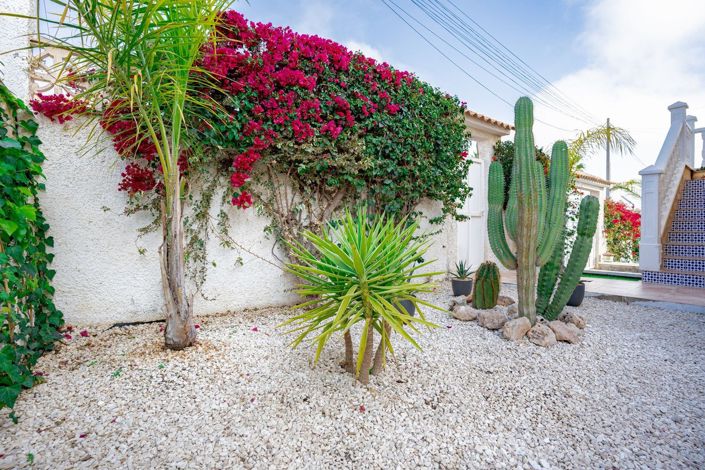 Image No.19-4 Bed Villa for sale