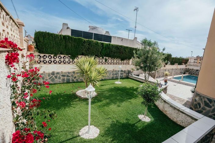 Image No.21-Villa de 4 chambres à vendre à Villamartin