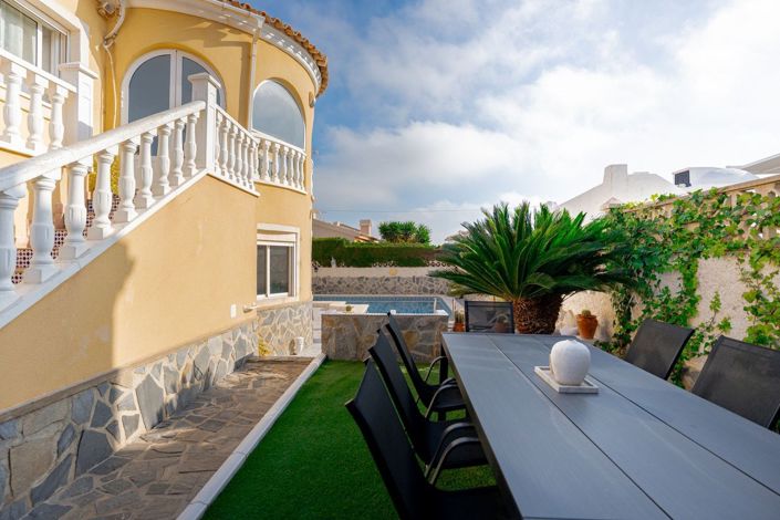 Image No.22-4 Bed Villa for sale