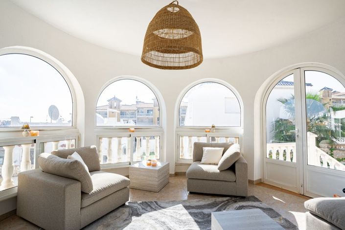 Image No.6-4 Bed Villa for sale