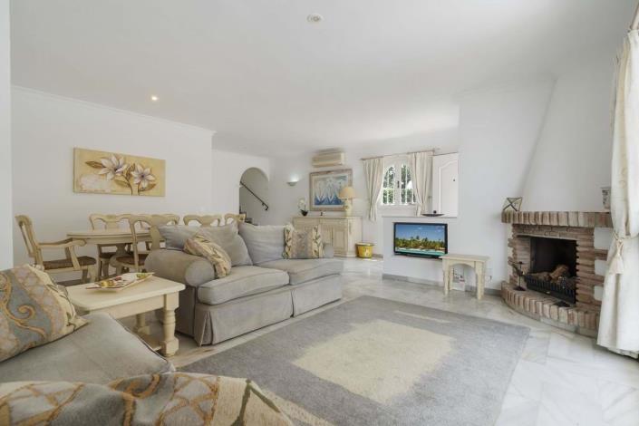 Image No.13-3 Bed Townhouse for sale