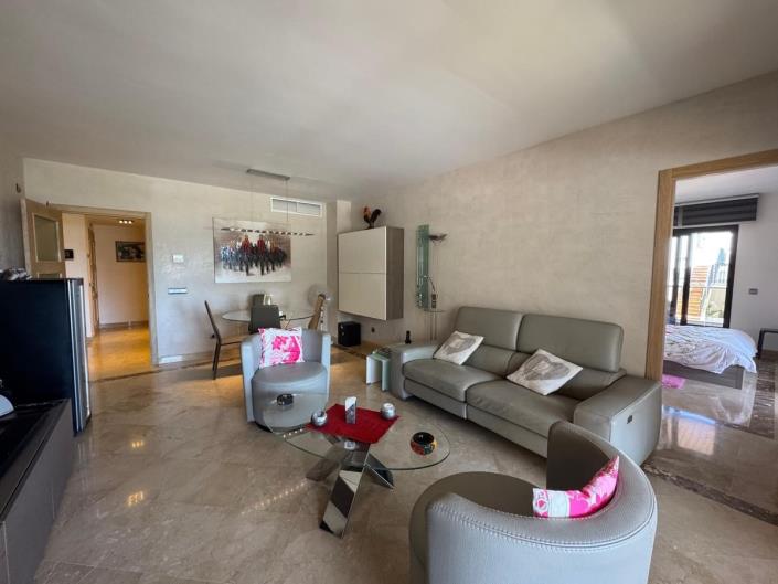 Image No.11-3 Bed Apartment for sale