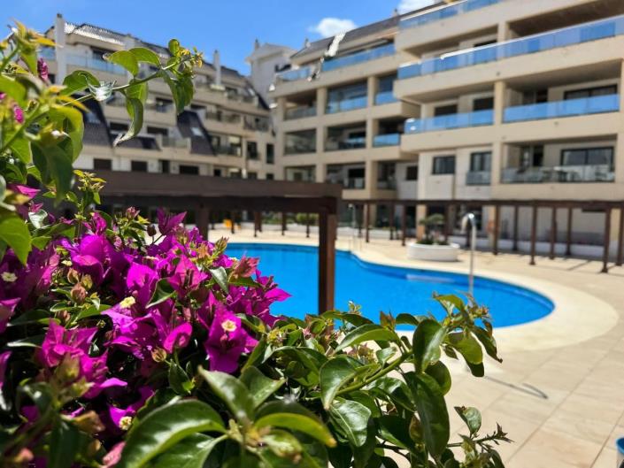 Image No.1-3 Bed Apartment for sale