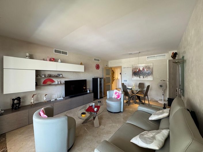 Image No.9-Appartement de 3 chambres à vendre à La Duquesa